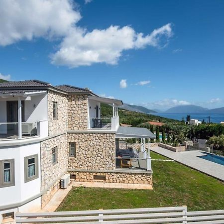 White Villas カラヴォミロス エクステリア 写真