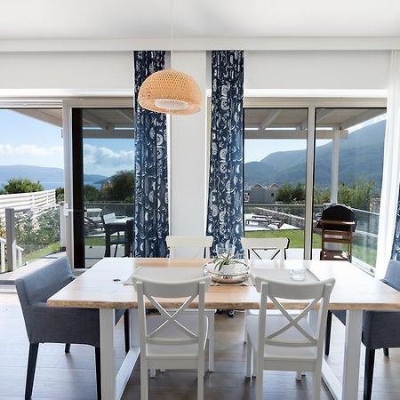 White Villas カラヴォミロス エクステリア 写真
