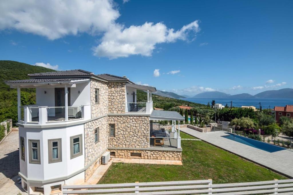 White Villas カラヴォミロス エクステリア 写真