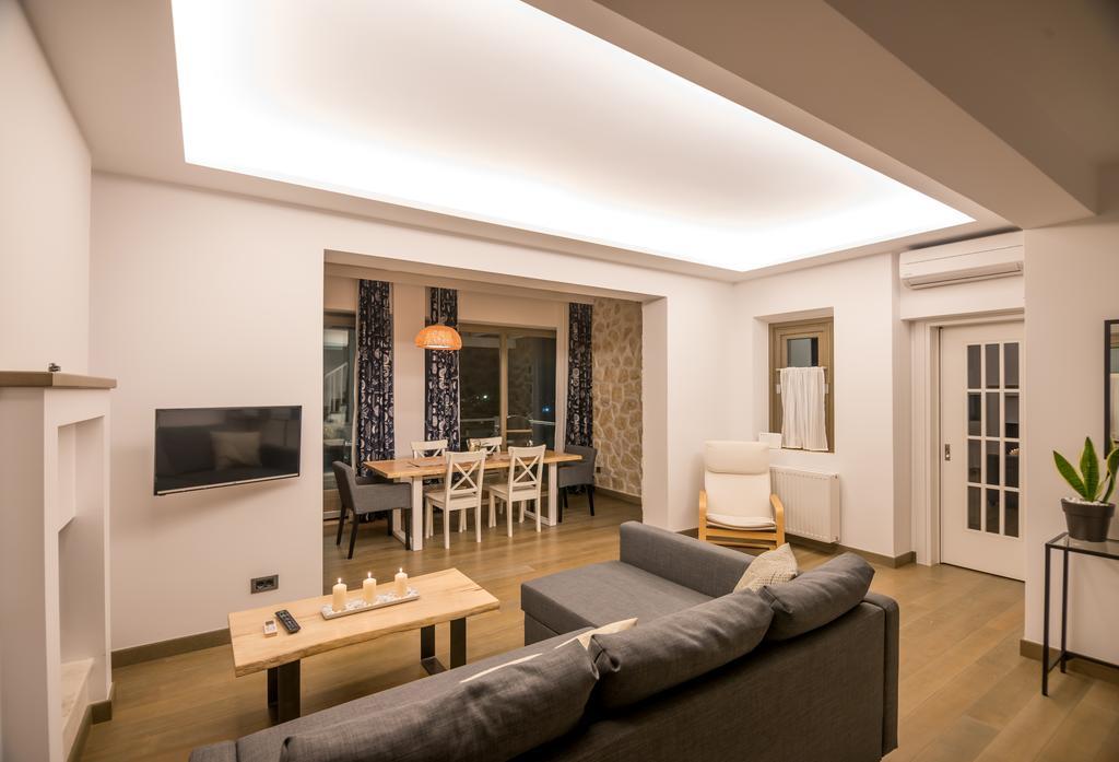 White Villas カラヴォミロス エクステリア 写真